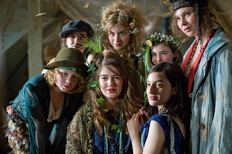 Cracks (2009) Cracks Film, Cracks 2009, All Girls Boarding School, Lost Movie, Girls Boarding Schools, Imogen Poots, Juno Temple, 2011 Movies, Sofia Coppola