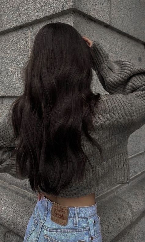 Brown Hair Inspiration, Rambut Brunette, Dark Brunette Hair, Brown Hair Looks, Brown Hair Inspo, Brunette Hair With Highlights, Brown Hair Balayage, Long Dark Hair, Hair Stylies