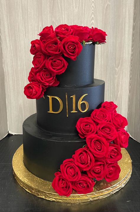 Black Red Cake, 50th Birthday Cake For Women, Dark Cake, Birthday Cake Roses, Black Wedding Cake, Black Red Wedding, Funny Wedding Cakes, 18th Bday, Black Cake