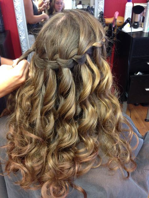 Julia's waterfall braid for 8th grade graduation. Graduation Hairstyles Medium, Ball Hairstyle, Semi Formal Hairstyles, Grad Hair, Easy Formal Hairstyles, Cute Prom Hairstyles, Waterfall Braids, Dance Hair, Dance Ideas