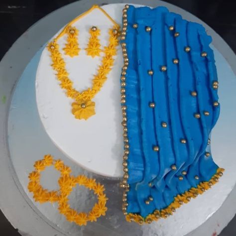 Haldi Cake Design, Haldi Cake, Anniversary Cake With Photo, Decorating Frosting, Cake Decorating Frosting, Cake Logo, Different Cakes, Haldi Ceremony, Cute Birthday Cakes