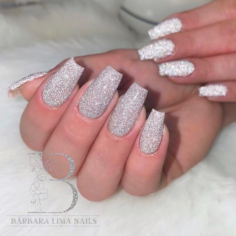 Acrylic, nails, naildesign, glitter, glitternails, gel, gelnails, grey, long najls Leavers Dresses, Nails Acrylic Prom, Acrylic Prom Nails, Silver Sparkly Nails, Prom Nails Blue, Prom Nails Black, Prom Nails Pink, Red Prom Nails, Prom Nails Acrylic