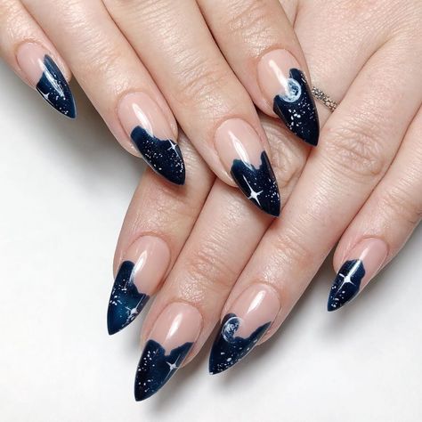 Goddess Provisions on Instagram: “Moody moony nails by @buffcsjen 🌌🌚⠀⠀⠀⠀⠀⠀⠀⠀⠀ #moonnails #nailart #nailswelove #lunarlover” Constellation Nail Art, Moon Nail Art, About Moon, Emerald Nails, Dark Blue Nails, Navy Nails, Navy Blue Nails, Pink Glitter Nails, Moon Nails