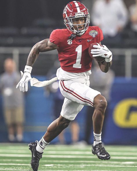 Jameson Williams Alabama, Jameson Williams Wallpaper, Ryan Williams Alabama, Ryan Williams, Drip Ideas, American Football Uniforms, Football Drip, Football Pics, College Football Players