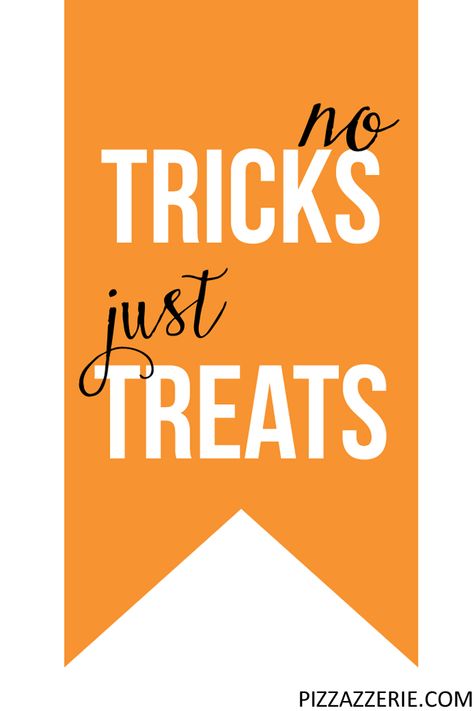 "No Tricks Just Treats" Free Printable Halloween Gift Tag Halloween Treat Tags Free Printable, Fall Favors, Halloween Treat Gifts, Halloween Crayons, Printable Halloween Decorations, Printable Halloween Tags, Halloween Treat Tags, Cute Halloween Treats, Chili Cookoff