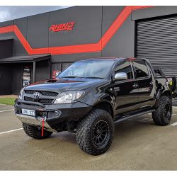 Toyota Hilux Offroad, Hilux Mods, Highlander Toyota, Car Stunt, Hilux 4x4, Cars Toyota, Hilux Sw4, Toyota Truck, Toyota Vehicles