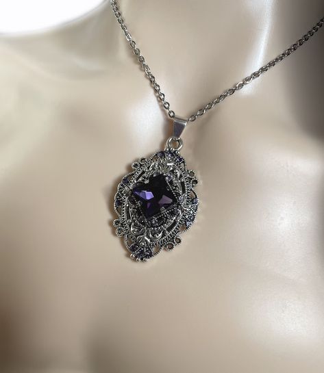 Dark Amethyst Violet Purple Filigree Flapper 1920's Style - Etsy Goth Victorian, 1920's Style, Dark Amethyst, Victorian Necklace, Jewelry Lockets, Choker Pendant, Purple Jewelry, Filigree Pendant, Violet Purple