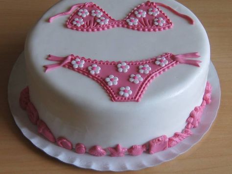 Spinster Cake Ideas, Bra Cake, Bachelorette Cake, Christmas Cupcakes Decoration, Korean Cake, Birthday Cake With Flowers, Cake Bridal, Bento Cake, Frosting Tips