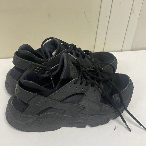 Nike Air Huarache Women's Black Mesh Running Athletic Shoes 634835-009 Size 8 Nike Air Huarache Women, Black Huarache, Interacial Couples, Nike Air Huarache, Air Huarache, Batgirl, Nike Huarache, Black Mesh, Follow Us