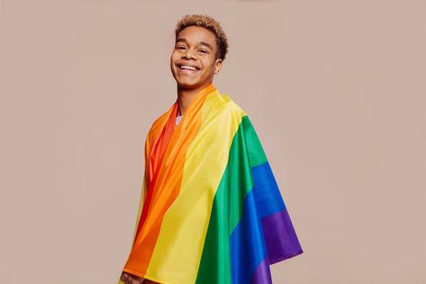 Pride Photoshoot Ideas Studio, Pride Poses, Gay Pride Rainbow Flag, Adventure Time Characters, Rainbow Sweater, Pride Rainbow, Pride Parade, Sweater Oversize, Oversize Knit