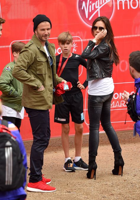 David Beckham's Sexiest Outfits | POPSUGAR Fashion David Beckham Style Outfits, Marathon Photo, Beckham Family, David Beckham Style, Romeo Beckham, David And Victoria Beckham, London Marathon, Olive Green Jacket, Boys Summer Outfits