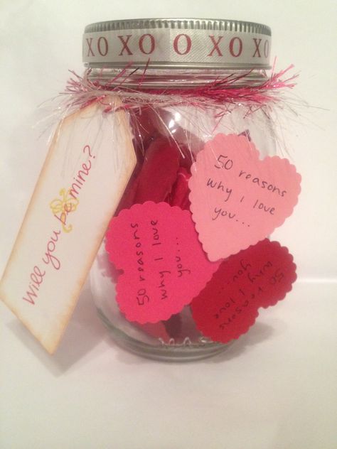 Valentine's Day Gift on a budge - 50 reasons why I love you in a jar for him or her I Live You, Reasons I Love You, Reasons Why I Love You, Why I Love You, Valentines Gifts For Boyfriend, Jong Suk, All Holidays, Lee Jong, In A Jar