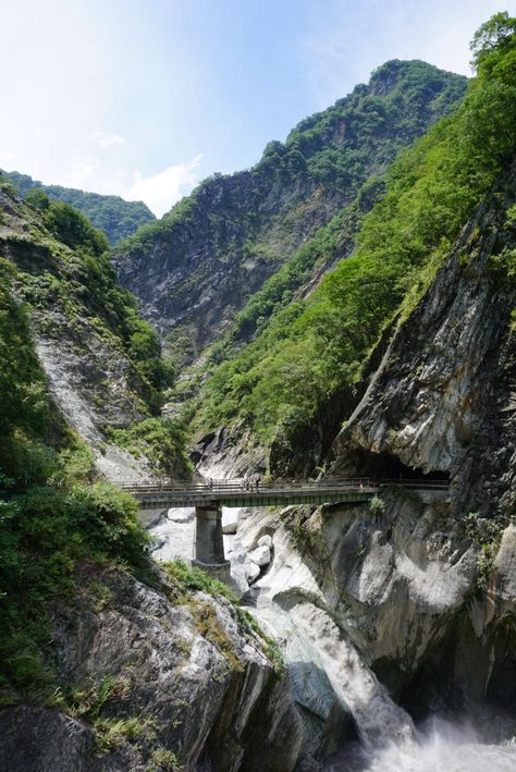 The east coast of Taiwan is an incredibly beautiful place to visit [Taroko Gorge] Taroko Gorge, Air Travel Tips, Adventure Landscape, Airport Travel, Place To Visit, Top Travel Destinations, China Travel, Vacation Hotel, Beautiful Place