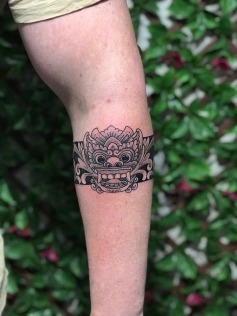 Barong Tattoo, Balinese Tattoo, Armband Tattoos For Men, Leg Sleeve Tattoos, Leg Tattoo Ideas, Matching Friend Tattoos, Borneo Tattoo, Small Chest Tattoos, Geometric Sleeve Tattoo