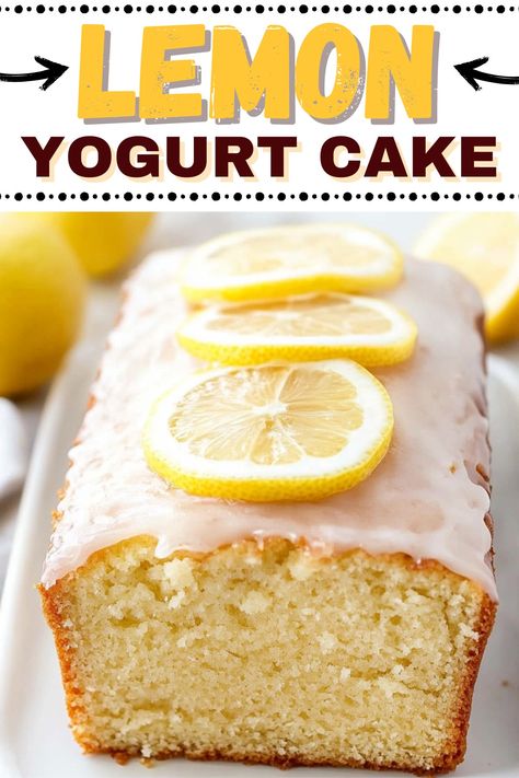 This lemon yogurt cake is moist, tender, and full of fresh citrus flavor. It’s tremendously tart and tangy, with just enough sweetness to satisfy a sugar craving. Yogurt Tart Recipe, Lemon Yogurt Cake Recipe, Lemon Yogurt Cake, Yogurt Dessert, Lemon Yogurt, Tart Dessert, Oil Cake, Warm Cake, Yogurt Cake