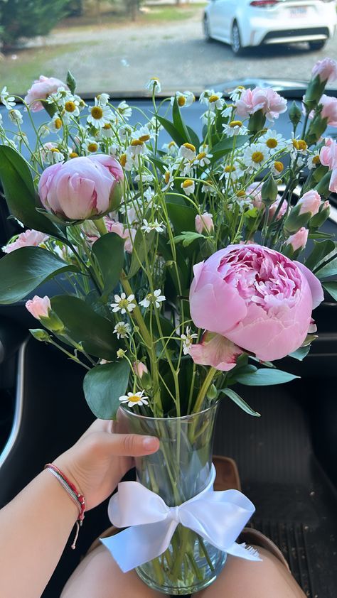 simple flower bouquet, pink flowers, peonies bouquet, daisies, flowers Peony Daisy Bouquet, Peonies And Daisies, Simple Flower Bouquet, Bouquet Daisies, Prom Bouquet, Flowers Peonies, Daisy Bouquet, Prom Flowers, Yellow Tulips