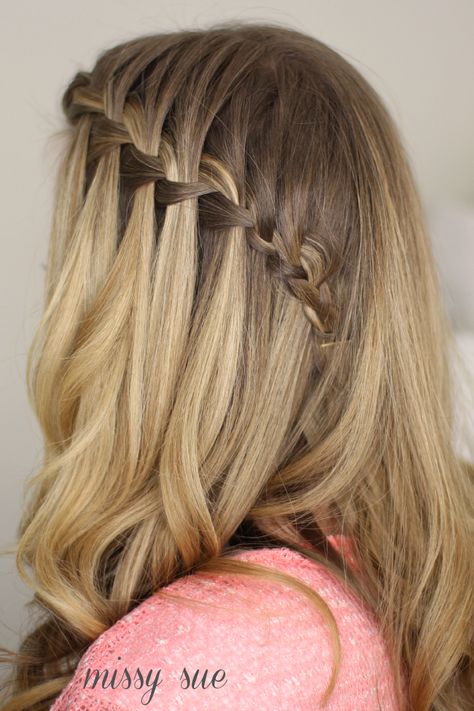 Waterfall Braid Tutorial How To Waterfall Braid Your Own Hair, Waterfall Twist Hairstyle, Waterfall Braid Updo, Waterfall Braid Tutorial, Waterfall Braid Hairstyle, Waterfall Hairstyle, Braids Step By Step, Hair Dressing, Tree Braids