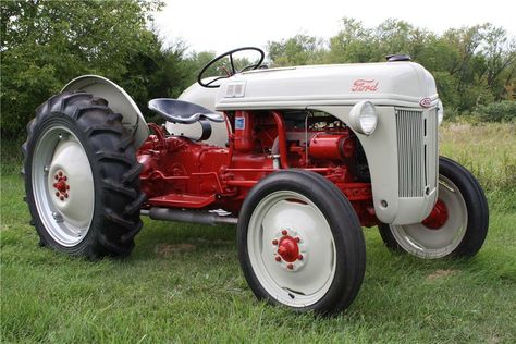 Sold* at Las Vegas 2010 - Lot #91.2 1948 FORD 8N TRACTOR Ford 8n Tractor, 8n Ford Tractor, Ford 8n, Tractor Price, Tractor Accessories, Ford Tractor, Tractor Implements, Old Tractor, Classic Tractor