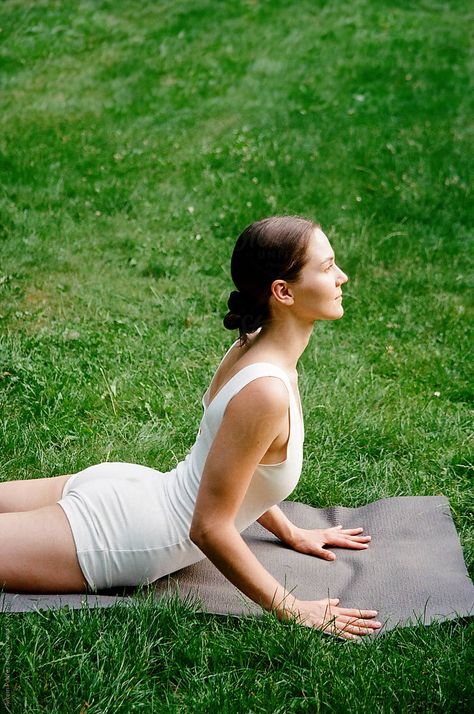 "Active Woman Embracing Yoga Practice In City Park. Cobra Pose" by Stocksy Contributor "Artem Podrez" - Stocksy Yoga Photoshoot Ideas Outdoor, Yoga In The Park, Yoga Photoshoot Ideas, Yoga Shoot, Poses At Home, Yoga Photoshoot, Mountain Pose, Cobra Pose, Bridge Pose