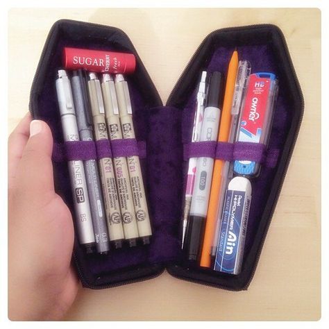 🌙 Yes, even my pens and pencils R.I.P. Loving my little coffin sketch case. Goodnight ghoul friends⭐️ #design #sketch #spooky #everything #everyday #creepy #cute #spookyboxclub #gothic #subscription #service #pencil #art #copic Coffin Sketch, Goth Home, Goth Home Decor, Pens And Pencils, Gothic Home Decor, Creepy Cute, Pencil Case, School Supplies, Sake