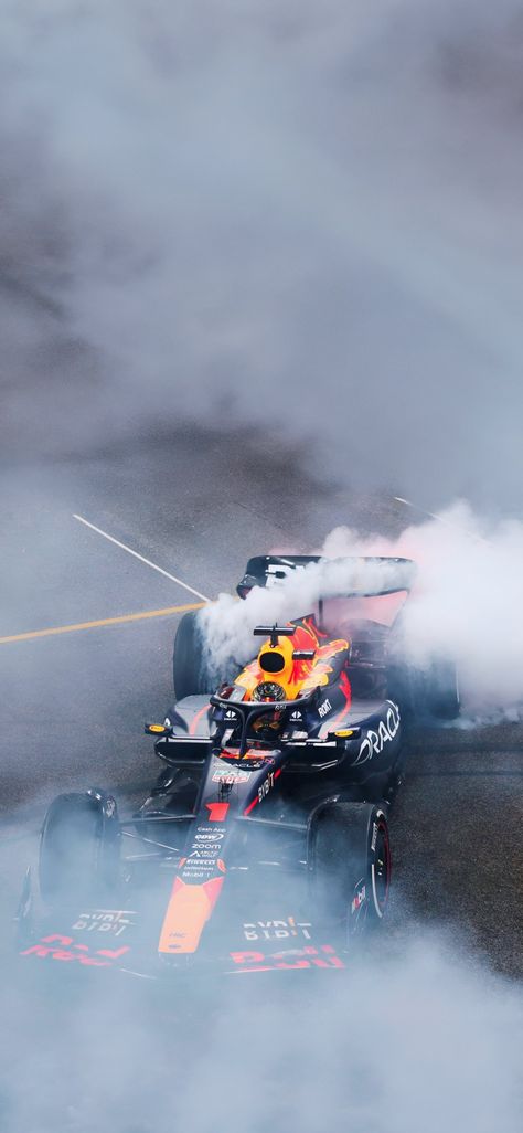 F1 Rain, Verstappen Wallpaper, Max Verstappen Wallpaper, Bulls Wallpaper, F1 Wallpapers, F1 Wallpaper, Red Bull F1, Car Max, Auto Racing Events