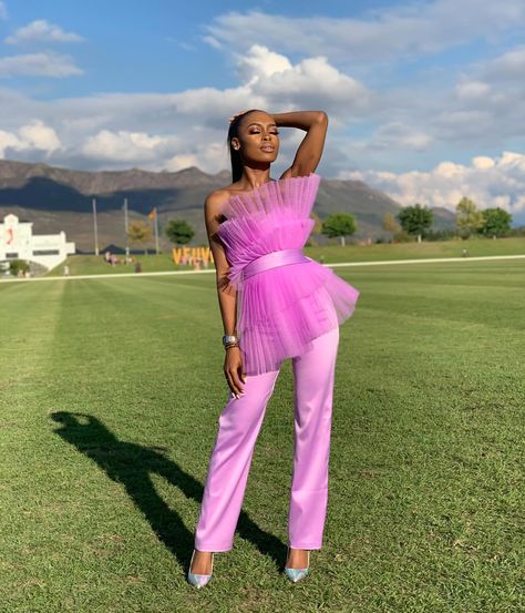 Veuve Clicquot Polo ♥️ #VCMastersPolo Rainbow Dinner, Veuve Cliquot, Soft Feminine Outfits, Classic Mood, Bridal Jumpsuit, Polo Classic, Fashion Designing, Fashion Business, Todays Outfit