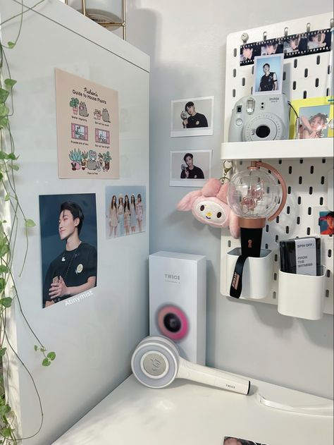 #kpop #kpoproom #ateez #twice Ateez Room Aesthetic, Ateez Room Decor, Kpop Desk, Bts Room, Kpop Room, Art Hobby, Art Hobbies, Cozy Room Decor, Room Idea