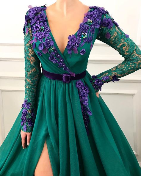 Ariel princess dress green and purple by Teuta Matoshi Duriqi Long Sleeve Lace Evening Dress, Deep Green Dress, Sukienki Maksi, High Low Evening Dresses, Teuta Matoshi, Evening Dress Beaded, Dress Cape, Green Evening Dress, Prom 2020