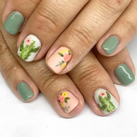 Baby In Bloom Nails, Succulent Nail Art Designs, Short Cactus Nails, Succulent Nail Art, Cactus Gel Nails, Cute Cactus Nail Designs, Succulents Nail Art, Desert Nails, Cactus Nails