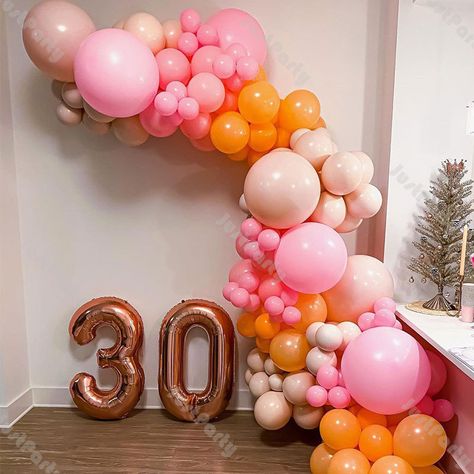 Pink And Orange Balloon Garland, Orange Balloon Garland, Summer Birthday Party Decorations, Balloon Arch Wedding, Balloon Garland Diy, Orange Balloons, Orange Party, Grad Ideas, Birthday Party Decorations Diy