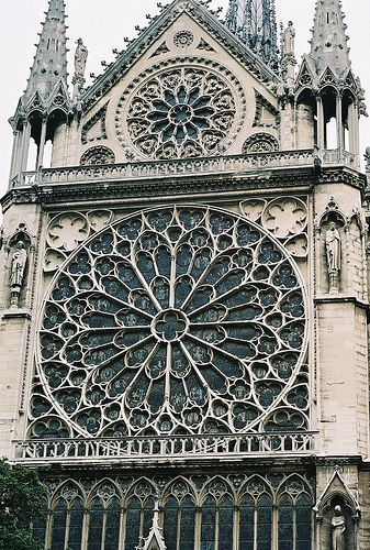 Geometric Design of a Rose Window, Notre Dame de Paris, France..would make a great crop circle design and with it immediate identity leading to the famous Notre Dame window would explain the crop circles hidden link. Window Designs, Gothic Windows, Cathedral Window, Rose Window, Gothic Cathedrals, Cathedral Architecture, Cathedral Windows, Art Sacre, San Francesco