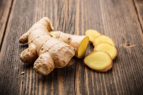 DIY Ginger Bath Detox Joints Pain Remedy, Increase Circulation, Health Benefits Of Ginger, Bloated Stomach, Ginger Benefits, Ginger Root, Homemade Remedies, Alternative Medicine, Health Remedies