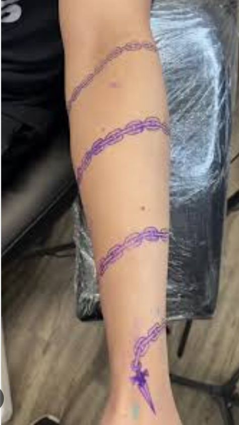 Kuripaka Chain Tattoo, Chain Sleeve Tattoo, Chain Tattoo Around Arm, Chain Forearm Tattoo, Chain Wrapped Around Arm Tattoo, Chain Around Arm Tattoo, Judgment Chain Tattoo Kurapika, Hxh Chain Tattoo, Kurapika Judgement Chain Tattoo