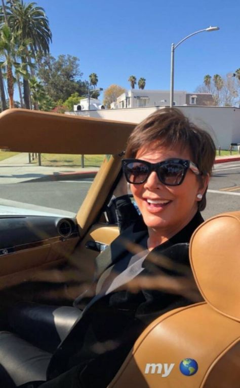 Kris Jenner Sunglasses, Kris Jenner Style, Kylie Travis, Kylie Jenner Selfies, Keeping Up With The Kardashian, 64th Birthday, Estilo Kylie Jenner, Angela Simmons, Family Forever