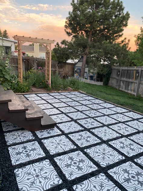 Tile Patio Floor, Garden Ideas Patio, Pebble Patio, Patios Ideas, Patio Garden Ideas, Patio Ideas On A Budget, Patio Gardening, Patio Decorations, Bohemian Patio