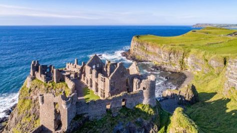 Cliff Castle, Dunluce Castle, Stay In A Castle, Castle Ireland, Medieval Castles, Irish Castles, Castles In Ireland, Irish Countryside, Visit Ireland