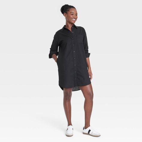 You'll be ready to take on off-duty days in cool style with this Long-Sleeve Mini Shirtdress from Universal Thread™. Made of lightweight cotton-linen fabric, the mini dress is tailored with a collared neckline featuring a full-length button placket down the front, long sleeves with buttoned cuffs, a box-pleat back yoke and a shirttail hem. A chest patch pocket and side pockets complete the look with functional flair. Keep it casual with sneakers, or dress things up a bit with your go-to accessor Black Shirt Dress Outfit, Maxi Bodycon Dress, Shirt Dress Outfit, Flannel Dress, Linen Blend Shirt, Mini Sundress, Travel Dress, Mini Skater Dress, Dress Shirt Sleeves