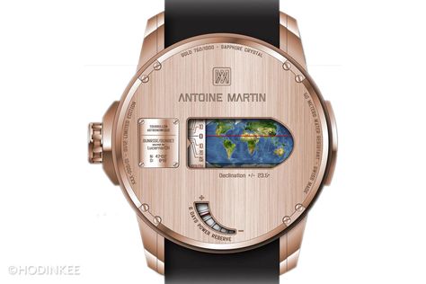 On the case back, solar declination is displayed onto a world map imprinted onto glass using a technique called quadrichromy. Astronomical Watch, Map Watch, Amazing Watches, Best Watches For Men, Wrist Wear, Watches Unique, Beautiful Watches, Luxury Watches For Men, Swiss Watches