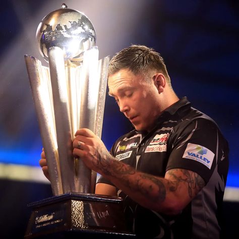 January 4 2021 - Welshman Gerwyn Price defeated Gary Anderson 7-3 to claim his maiden PDC World Darts Championship title and become the new world number one Gary Anderson, The New World, January 4, World Championship, Public Relations, Dart, Number One, New World, Aura