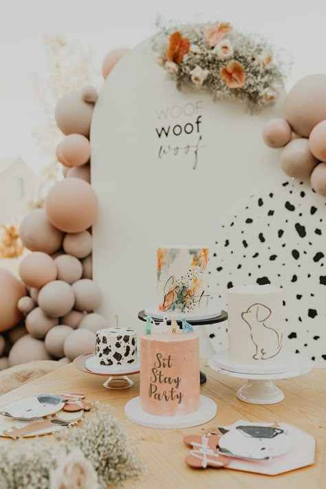 Puppy Birthday Party Theme, Puppy 1st Birthday, Puppy Party Theme, Dog First Birthday, Dog Themed Birthday Party, Dog Themed Parties, Party Elements, Puppy Birthday Parties, Wild Party