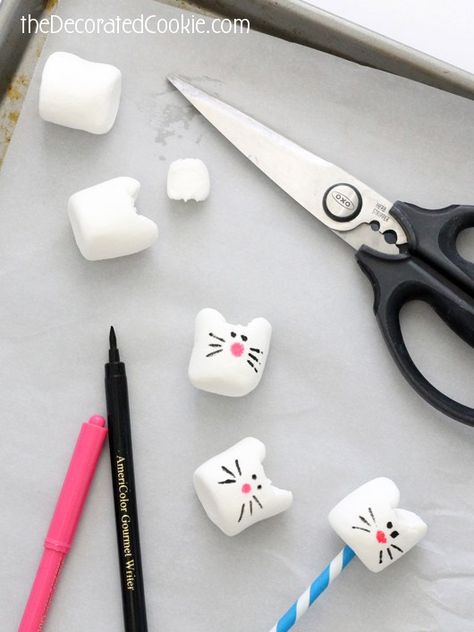 simple kitty cat marshmallows 4de Verjaardag, Kitten Birthday Party, Cat Themed Parties, Cat Themed Birthday Party, Kitten Party, Animal Food, Kitten Birthday, Cat Birthday Party, Kitty Party