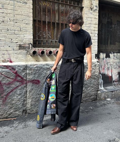 Full Black Outfit Men Street Styles, Rock N Roll Baby, Full Black Outfit, Dad Fits, 2024 Fits, Boho Street Style, Oversize Outfit, Rockstar Style, Black Outfit Men