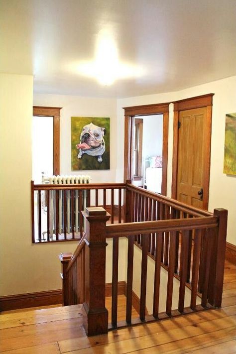 Stairs Design Wooden Railings, Stair Railing Design Wooden, Wooden Stairs Railing Design, Wooden Staircase Railing, Craftsman Staircase, Wood Railings For Stairs, Wooden Staircase Design, Balustrade Design, Wooden Staircase