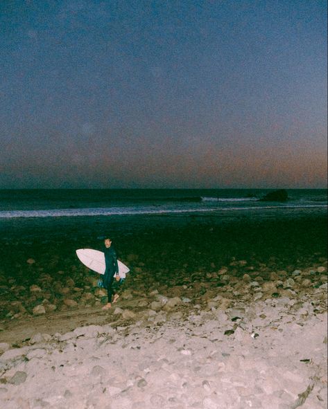 #surf #aesthetic Surf Town Aesthetic, Surf Punk Aesthetic, Night Surfing, Surf Punk, Surf Town, Town Aesthetic, Surf Aesthetic, Punk Aesthetic, Surfing