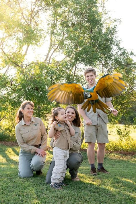 Australia Zoo Australia Zoo Animals, Terri Irwin, Irwin Family, Robert Irwin, Crocodile Hunter, Bindi Irwin, Wildlife Biologist, Steve Irwin, Yearbook Themes