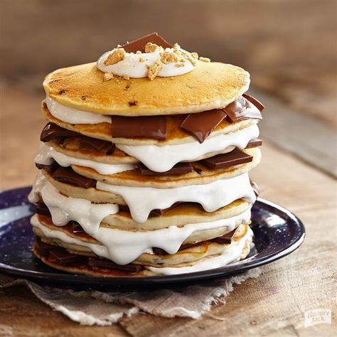 S'mores Pancake Stack Breakfast Pastry Recipes, Chocolate Chip Pancake, Best Ever Brownies, Pancakes For One, Hungry Jacks, Crepe Cakes, Mille Crepe, Pancake Stack, Chocolate Chip Pancakes