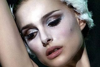 Love Natalie Portman's eye makeup here as the white swan White Swan, Black Swan, A Woman, Makeup, White, Black, Make Up