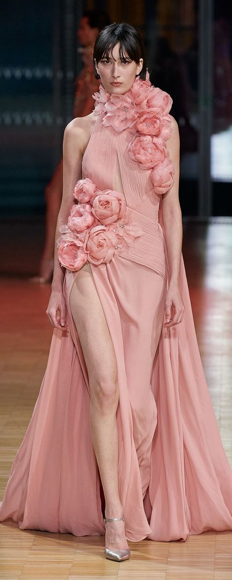 Fashion Show 2022, Spring Fashion Show, Vintage Haute Couture, Rami Al Ali, 2022 Couture, Elie Saab Haute Couture, Valentin Yudashkin, Haute Couture Paris, Anne Barge