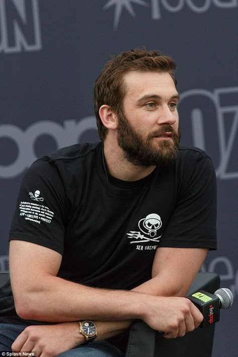 Clive Standen Clive Standen, Handsome Bearded Men, Vikings Tv Series, Vikings Tv, Scruffy Men, Travis Fimmel, Bearded Man, Man Crush Everyday, Masculine Men