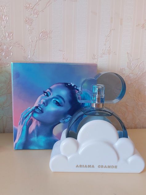 Cloud Ariana Perfume, Cloud Perfume, Ariana Perfume, Ariana Grande Fragrance, Fragrance Photography, Ariana Grande Perfume, Makeup Nails Designs, Blue Perfume, Sephora Skin Care